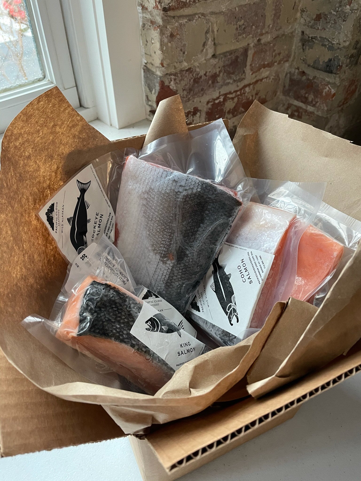 Salmon Box (Shipping March) – Pacific Cloud Seafoods